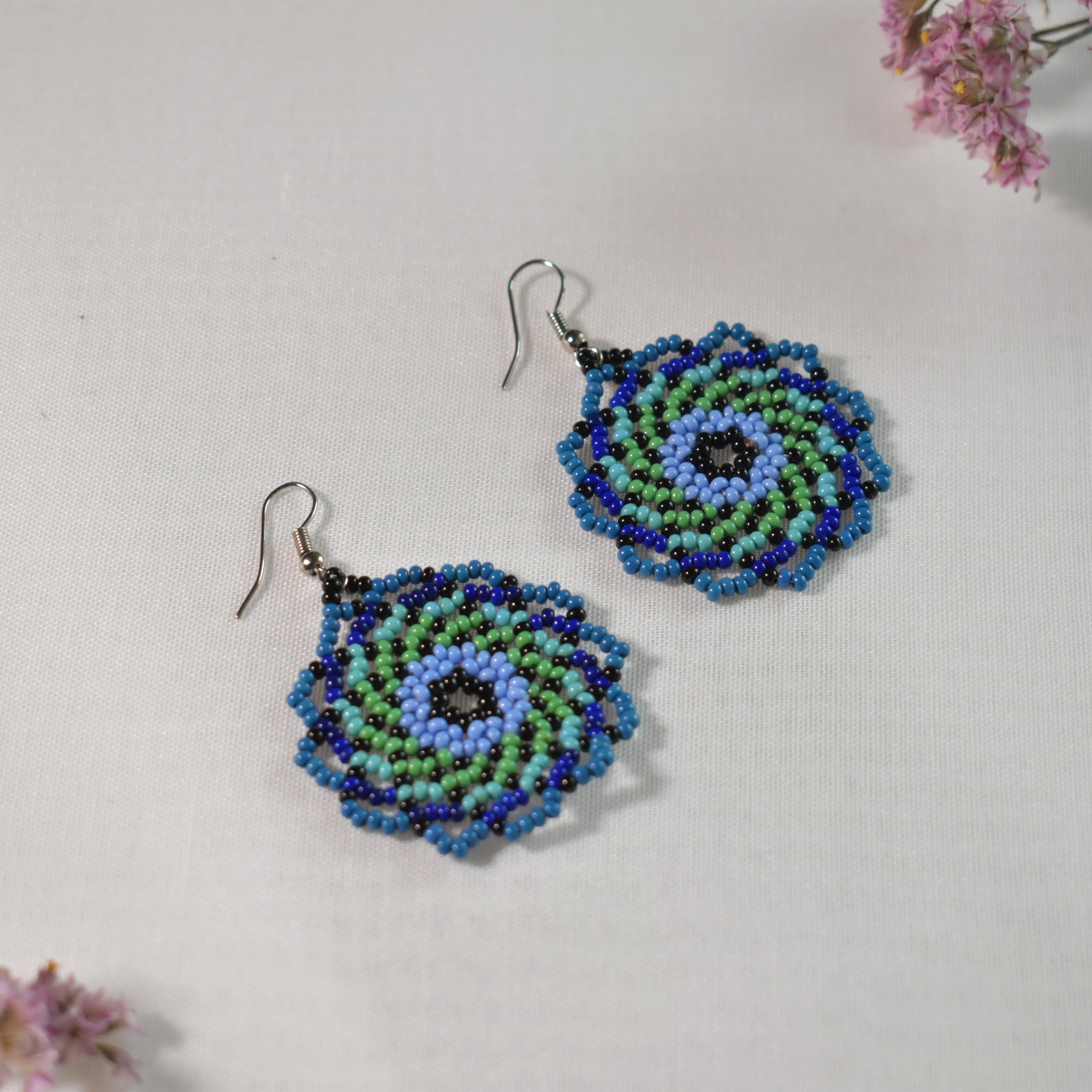 Spiral beaded earrings blue