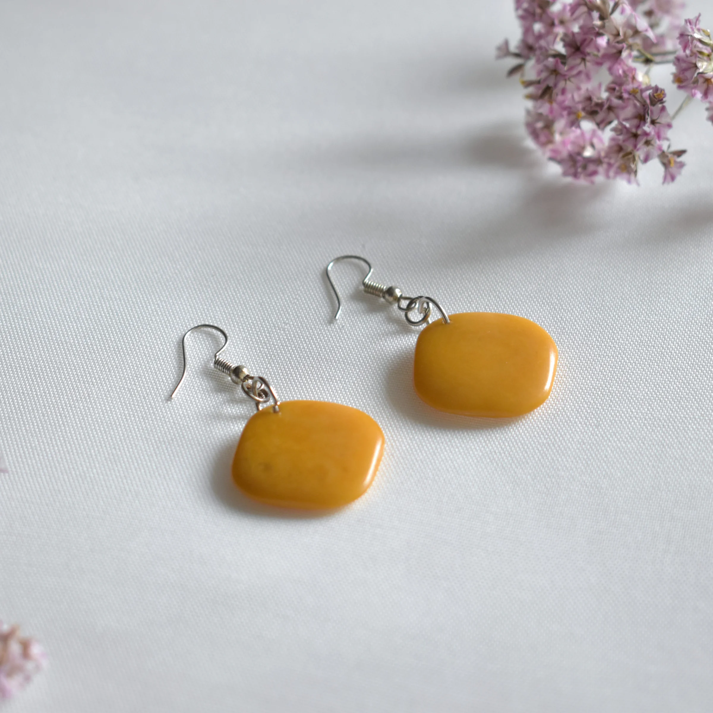 Sunny_Day_tagua_earrings.webp